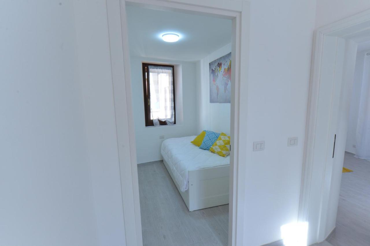 Casa Carma Villa Porto Ceresio Dış mekan fotoğraf